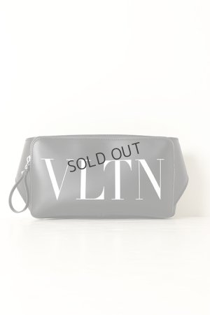 画像1: {SOLD}Valentino ヴァレンティノ VLTN レザーベルトバッグ{UY0B0719WJW-0NI-BJA}