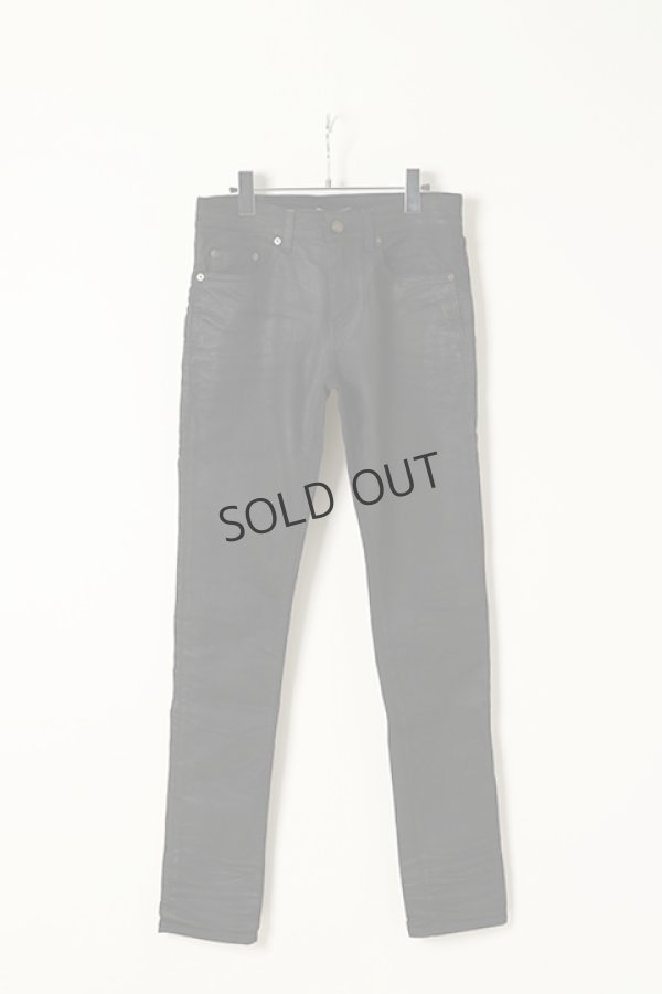 画像1: {SOLD}SAINT LAURENT PARIS サンローランパリ SKINNY-FIT JEANS IN COATED BLACK DENIM{527389-Y824K-1076-BBA} (1)